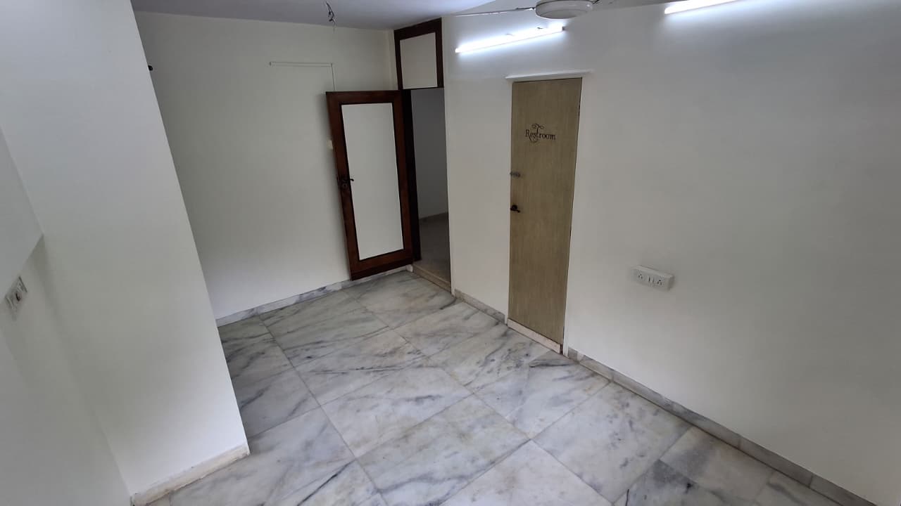 Second bedroom interior